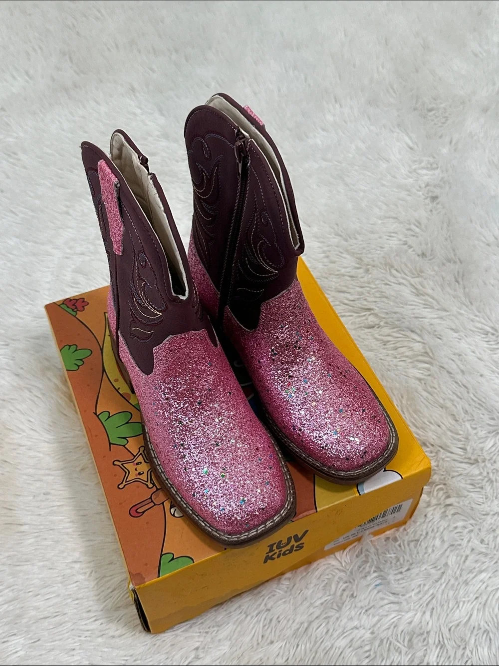 ❤️ NWT IUV Kids Glitter Cowboy Boots